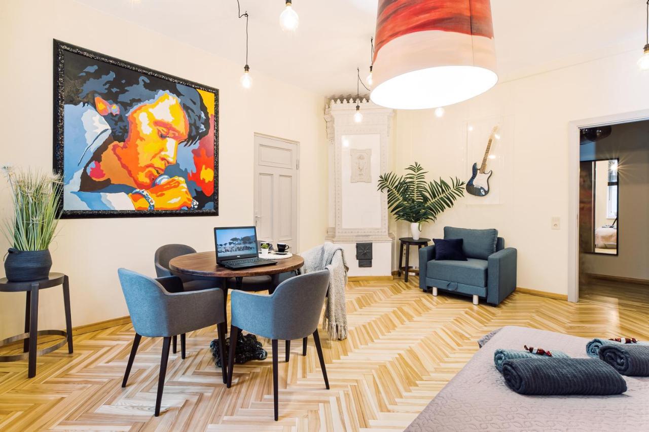 Elvis Apartment/11 Beds/6 Bedrooms/Riga Old Town Εξωτερικό φωτογραφία